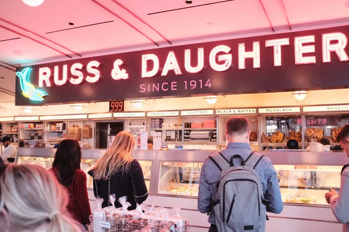 What to eat after crying on the subway