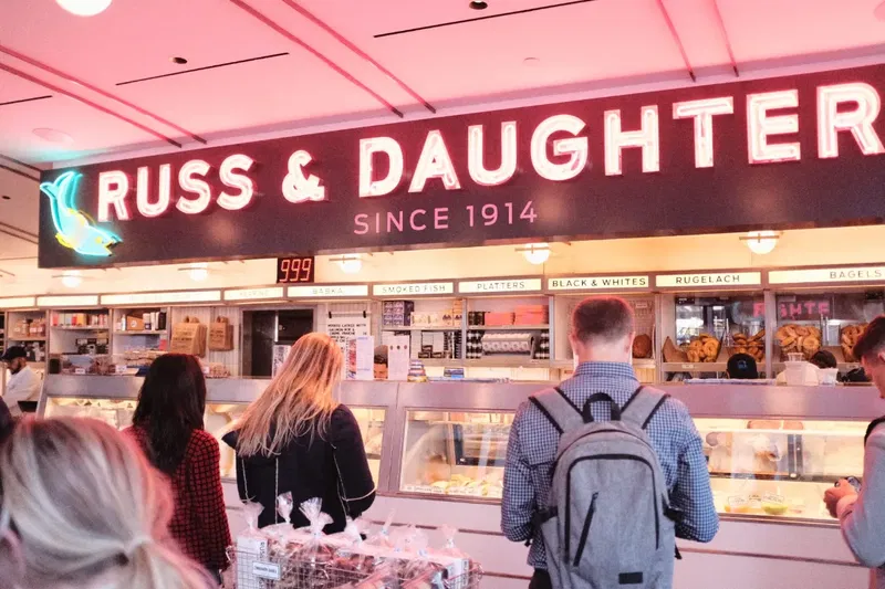 What to eat after crying on the subway