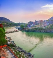 Rishikesh Tourism: Your Complete Travel Guide + Where to Stay
