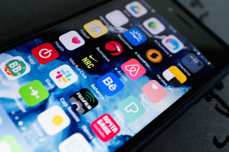 How to Build a Mobile App for Your Business in 2026 (Without Wasting 6 Months)
